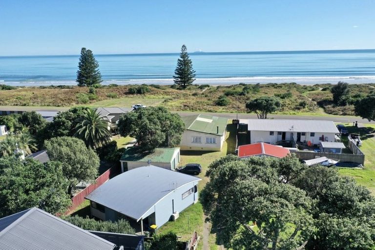 Photo of property in 338 Ocean Road, Ohope, 3121