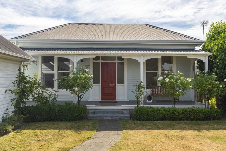 Photo of property in 25 Mays Road, St Albans, Christchurch, 8052