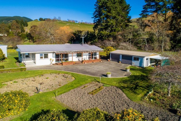 Photo of property in 208 River Terrace Road, Brightwater, 7091