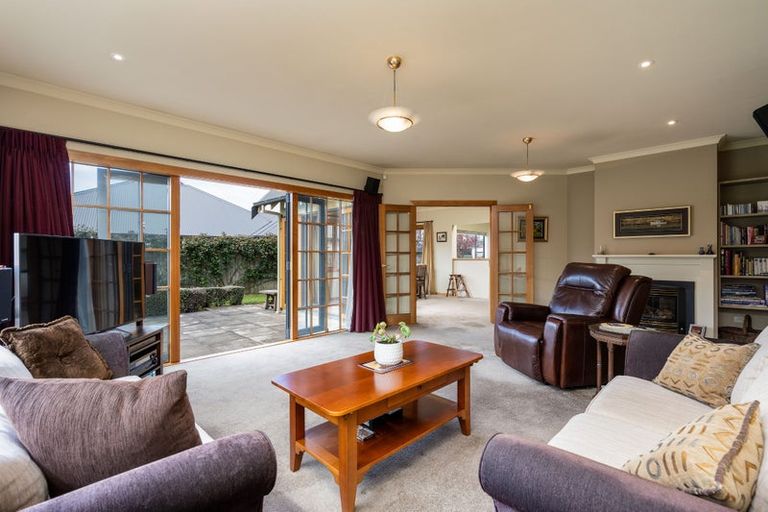 Photo of property in 6 Mallard Place, Mosgiel, 9024