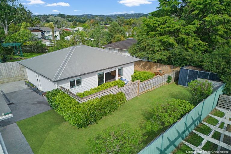 Photo of property in 5 Hetherington Road, Ranui, Auckland, 0612