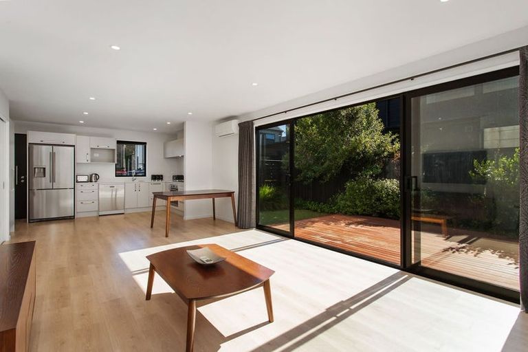 Photo of property in 6/64 Brockworth Place, Riccarton, Christchurch, 8011