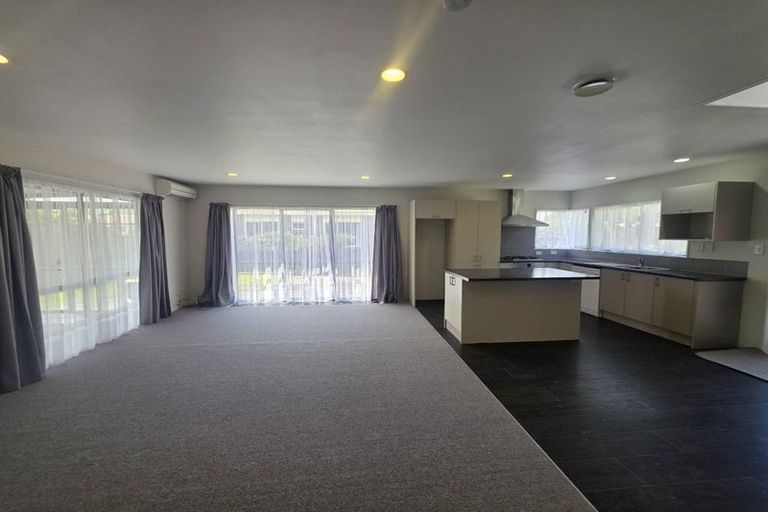 Photo of property in 11 Crisp Drive, Papamoa Beach, Papamoa, 3118