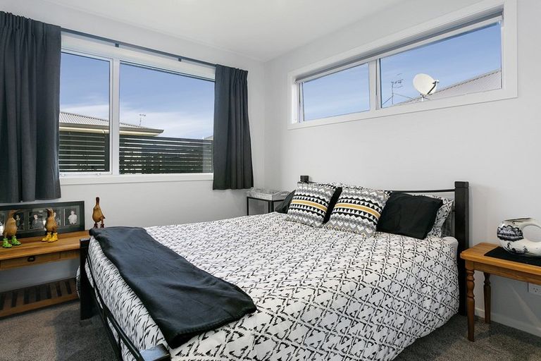 Photo of property in 27 Noumea Drive, Rangatira Park, Taupo, 3330