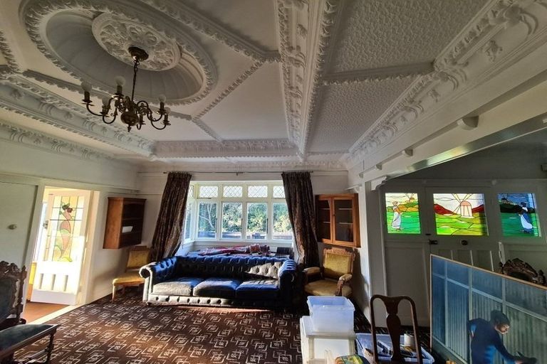 Photo of property in 49 Huatoki Street, Vogeltown, New Plymouth, 4310