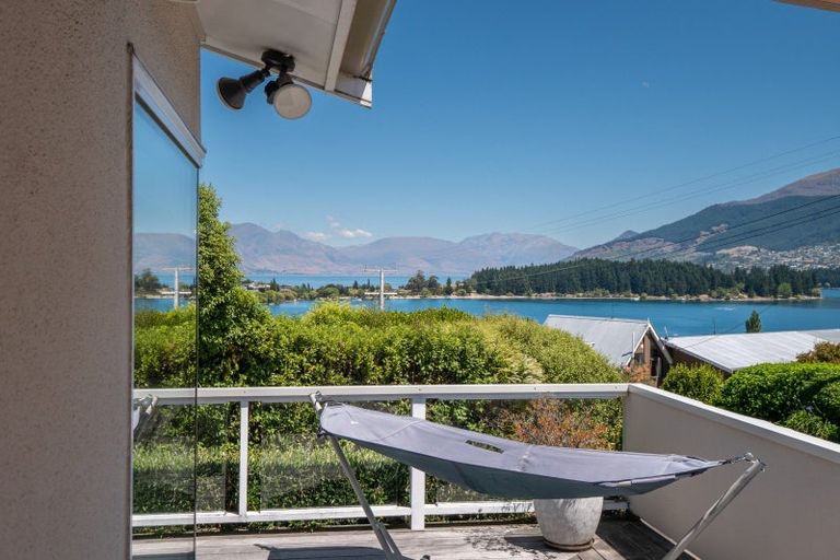 Photo of property in 446 Peninsula Road, Kelvin Heights, Queenstown, 9300