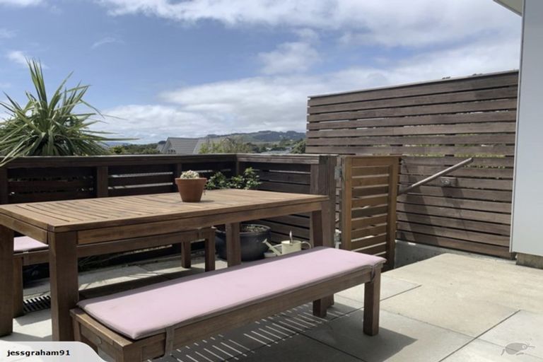 Photo of property in 5/8 Middleton Road, Johnsonville, Wellington, 6037