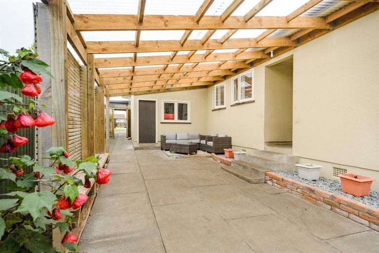 Photo of property in 15 Maunder Street, Marton, 4710