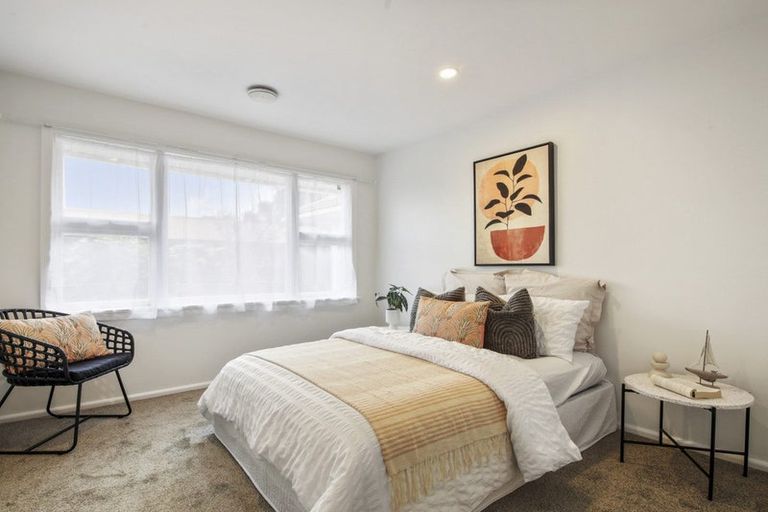 Photo of property in 32 Compton Street, Woolston, Christchurch, 8062