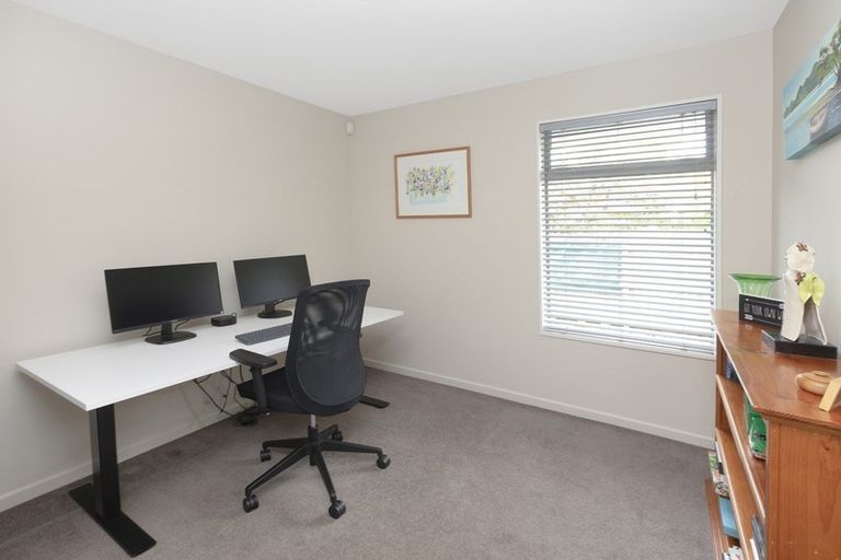 Photo of property in 76a Puriri Street, Riccarton, Christchurch, 8041