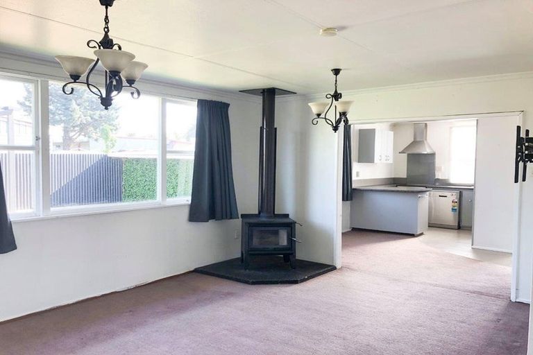Photo of property in 70 Sedcole Street, Pahiatua, 4910