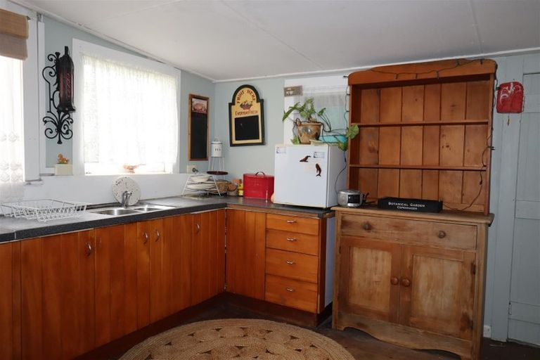 Photo of property in 6 Linley Crescent, Te Kopuru, 0391