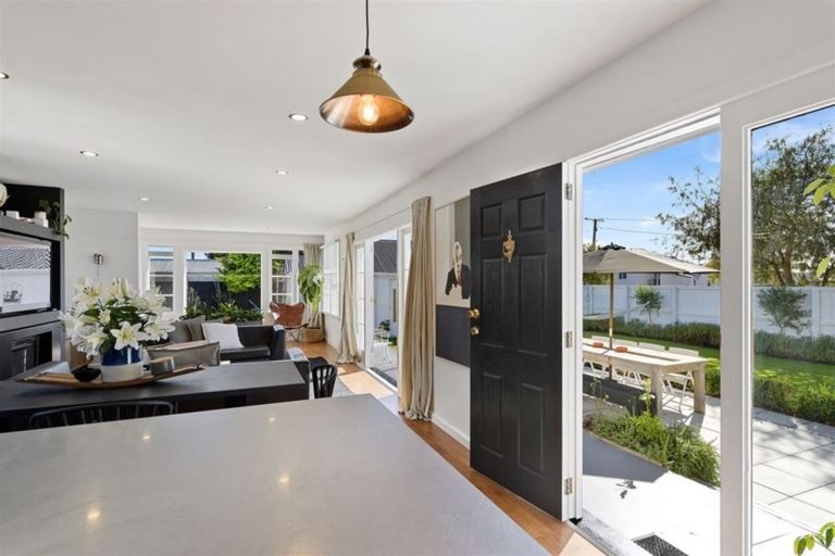 Photo of property in 141 Packe Street, Edgeware, Christchurch, 8013