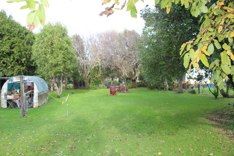 Photo of property in 54 Norbiton Road, Foxton, 4814