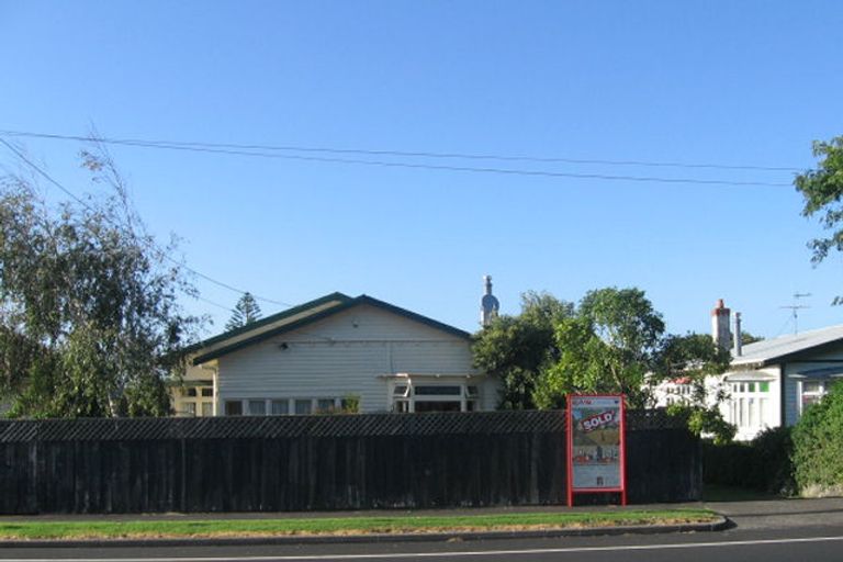 Photo of property in 187 Mount Smart Road, Onehunga, Auckland, 1061