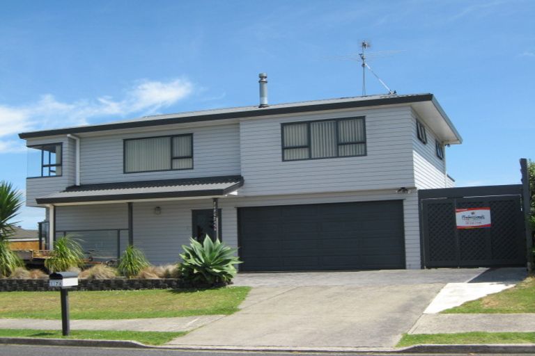 Photo of property in 117a Torkar Road, Clarks Beach, 2122