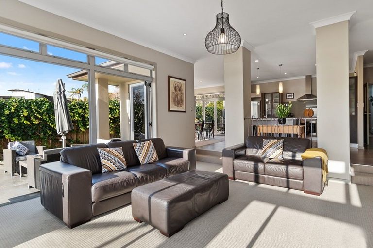 Photo of property in 124 Hamurana Road, Omokoroa, 3114