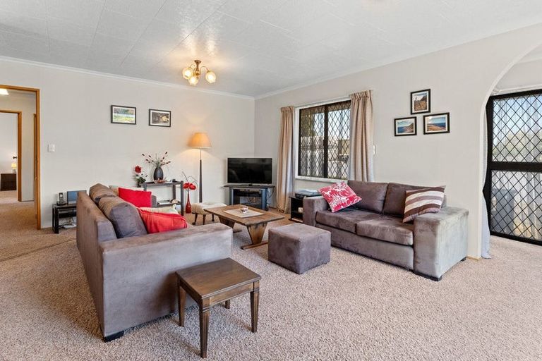 Photo of property in 3/21 Dublin Street, Martinborough, 5711