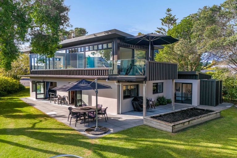 Photo of property in 6 Endeavour Place, Cooks Beach, Whitianga, 3591