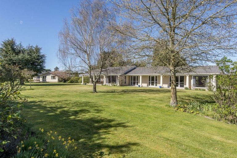 Photo of property in 100 School Road, Yaldhurst, Christchurch, 7676