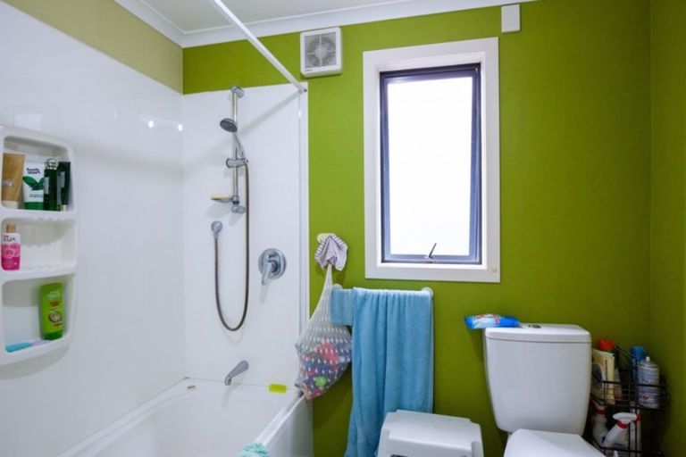 Photo of property in 26 Warkworth Grove, Bell Block, New Plymouth, 4312