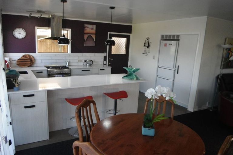 Photo of property in 12a Carter Drive, Pomare, Rotorua, 3015
