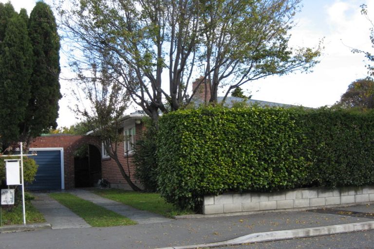 Photo of property in 214 Hastings Street East, Waltham, Christchurch, 8023