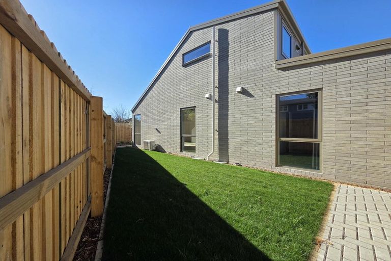 Photo of property in 6/143 Centaurus Road, Saint Martins, Christchurch, 8022