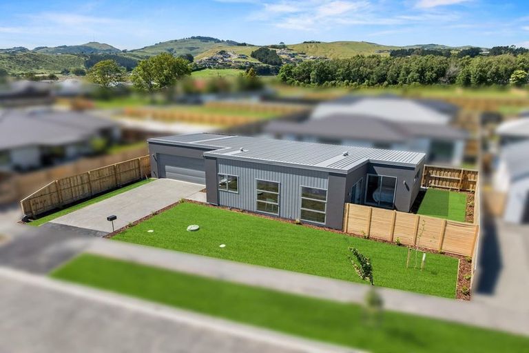 Photo of property in 15 Glendore Drive, Halswell, Christchurch, 8025