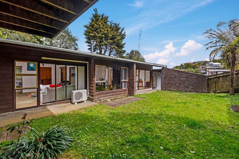 Photo of property in 789a Beach Road, Browns Bay, Auckland, 0630