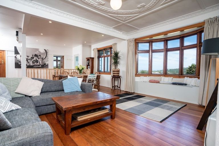 Photo of property in 58 Pembroke Road, Northland, Wellington, 6012