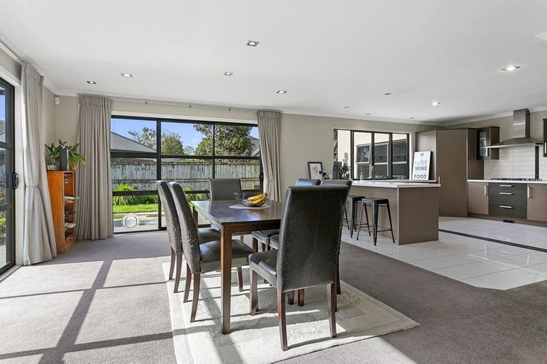 Photo of property in 26 Watkins Road, Cambridge, 3434