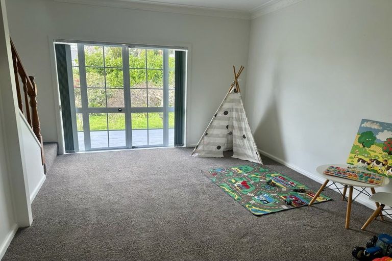 Photo of property in 5 Pohutukawa Road, Whenuapai, Auckland, 0618