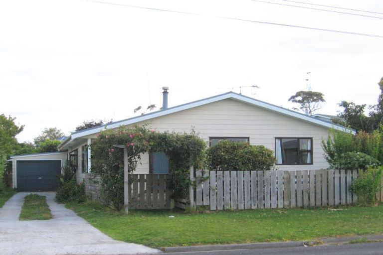 Photo of property in 15 Athenree Road, Athenree, Katikati, 3177