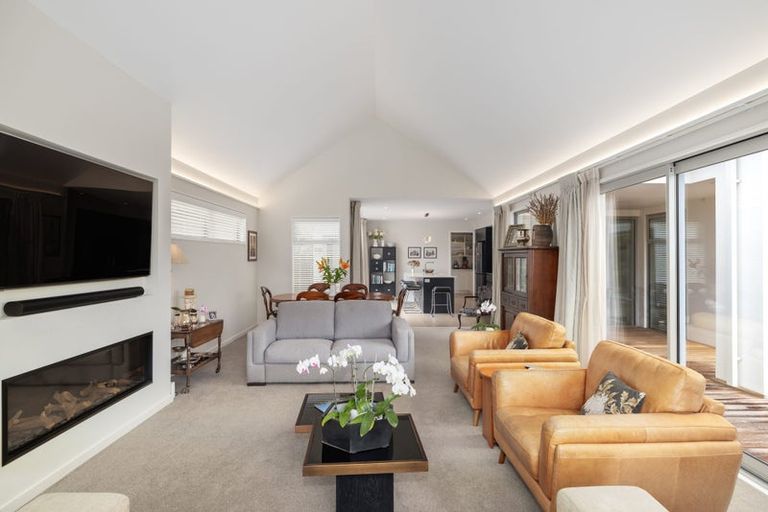 Photo of property in 21a Hawkesbury Avenue, St Albans, Christchurch, 8014