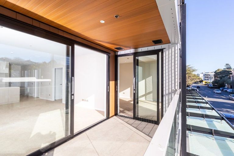Photo of property in The Victor, 202/4 Bute Road, Browns Bay, Auckland, 0630