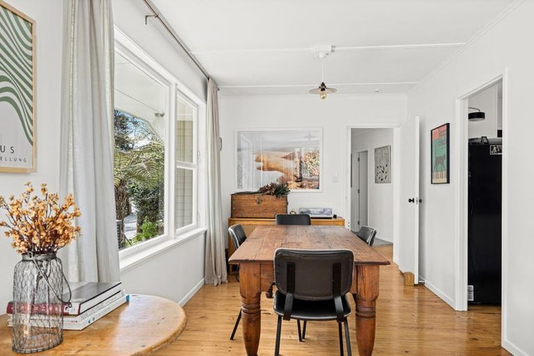 Photo of property in 1060 Sandspit Road, Sandspit, Warkworth, 0982