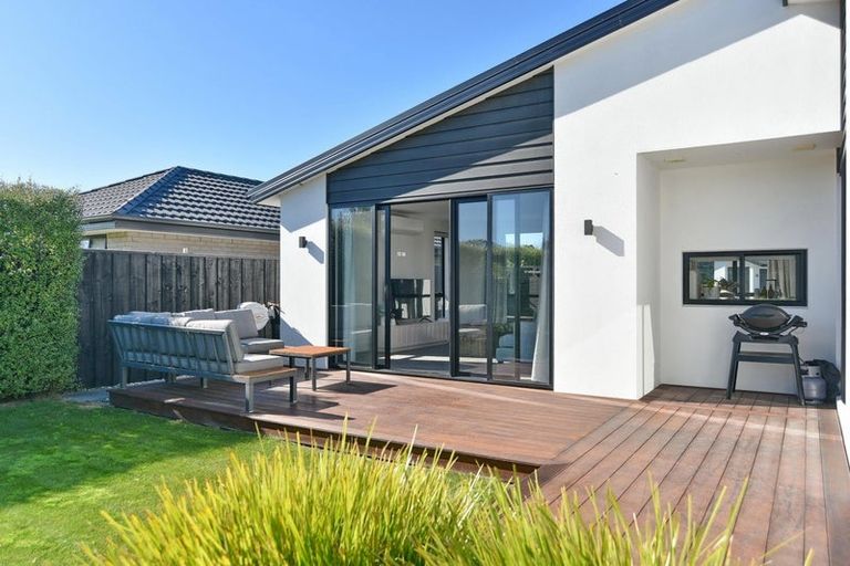 Photo of property in 10 Jury Lane, Woodend, 7610