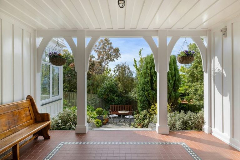 Photo of property in 151 Hackthorne Road, Cashmere, Christchurch, 8022