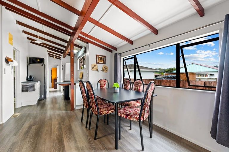 Photo of property in 23 Valley Road, Hikurangi, 0114