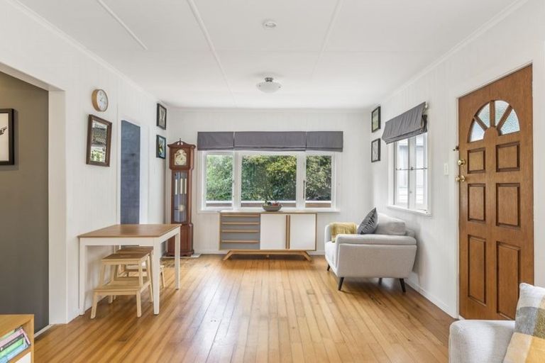 Photo of property in 222 Wade River Road, Wade Heads, Whangaparaoa, 0932