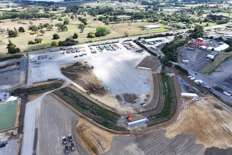 Photo of property in 1159 Great South Road, Runciman, Drury, 2578