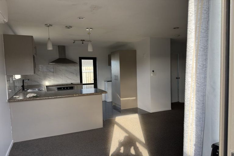 Photo of property in 26 Nile Road, Kelston, Auckland, 0602