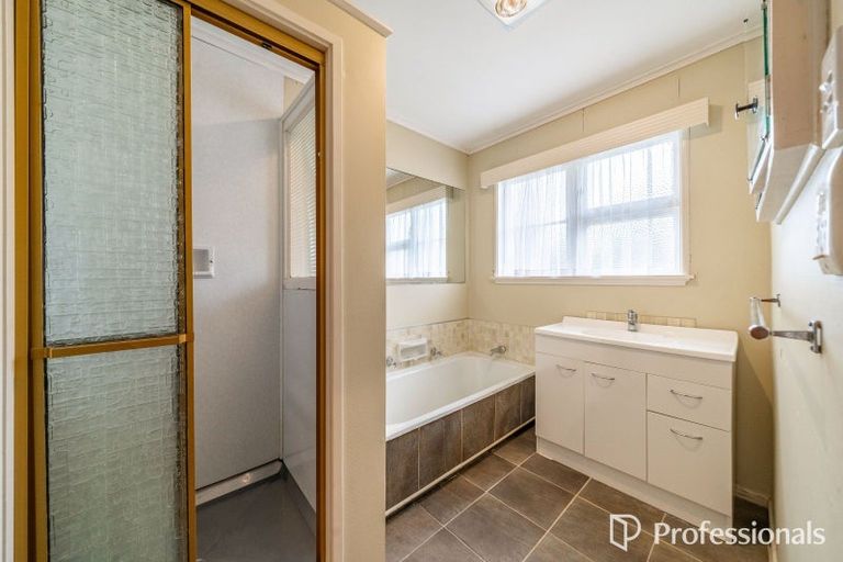 Photo of property in 9 Hugh Duncan Street, Haywards, Lower Hutt, 5018