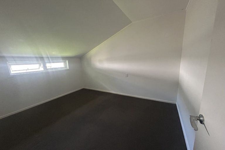 Photo of property in 13a Dunstan Street, Otaki, 5512