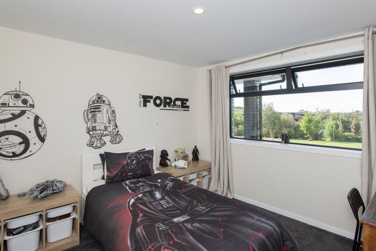 Photo of property in 74 Scarlys Way, Okitu, Gisborne, 4010