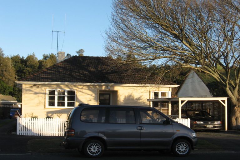 Photo of property in 52 Claude Street, Fairfield, Hamilton, 3214