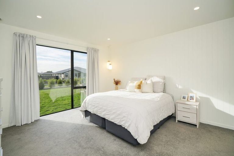 Photo of property in 6 Chatham Rise, Seaward Bush, Invercargill, 9812