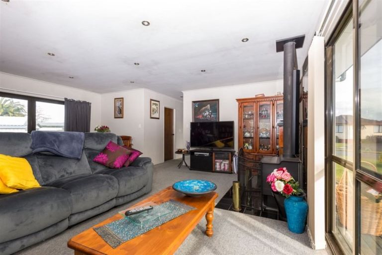 Photo of property in 222 Cameron Avenue, Te Awamutu, 3800