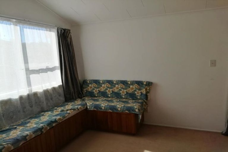 Photo of property in 26 Salamanca Road, Sunnynook, Auckland, 0620